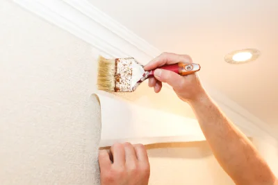 Pose de papier peint à Helfrantzkirch — revêtements muraux et toiles de verre